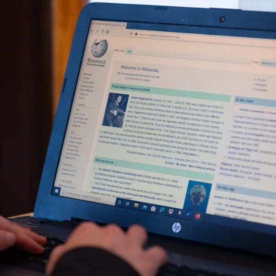 Expert Wikipedia Editors Expert Wikipedia Editors